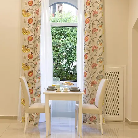 Frühstückspension Certosa 4*