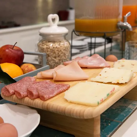 Alojamento de Acomodação e Pequeno-almoço Certosa 4*